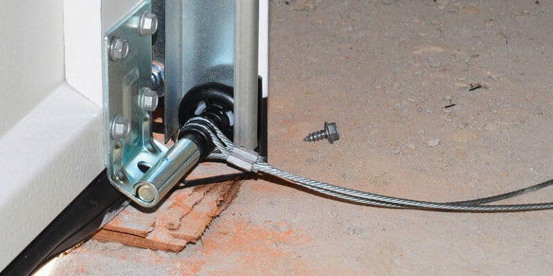Heavy duty aircraft grade stainless steel cables and whisper quiet nylon rollers installed in Gulf Gate Estates